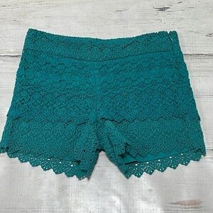 LOFT Shorts Teal Green Lace Riviera 00 Petite